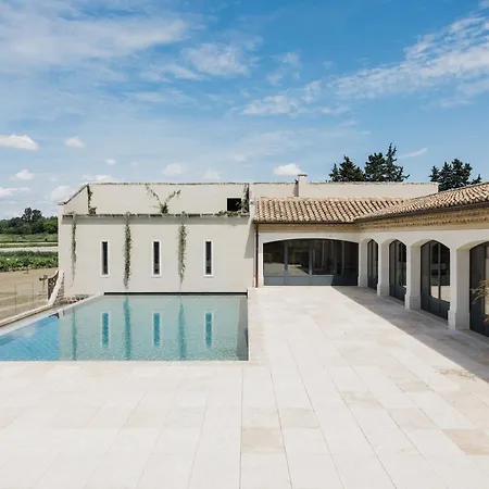 Holiday home Domaine Mas De Rey Arles